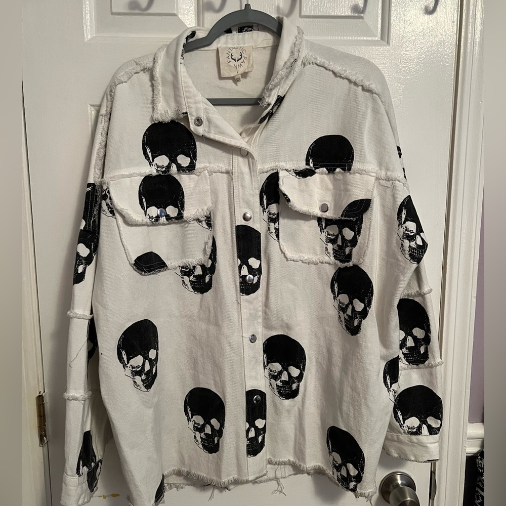 WHITE/BLACK jean skull jacket